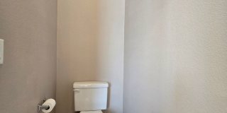 An Amazing NW Home! Over 3300 sq ft w/ pool & spa! Must see! Gallery 35