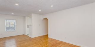 Bright and Spacious 2 Bedroom Duplex! Gallery 1