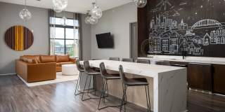 The Monroe Gallery 19