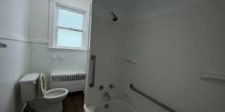 5 beds 2 bath Gallery 9