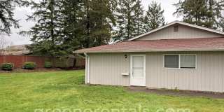2BD/1BA West Olympia Duplex Gallery 1
