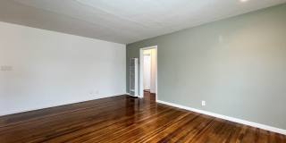 Charming Westwood Cottage in the Heart of Napa Gallery 6