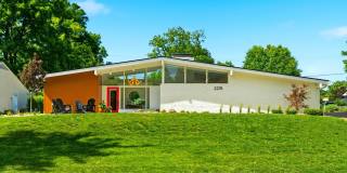 2276 Johnston Road Gallery 1