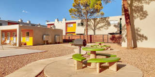 Home @ Valencia Gallery 26