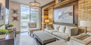 Edge at 1702 Gallery 10