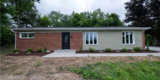 1165 Kings Ln Gallery 1