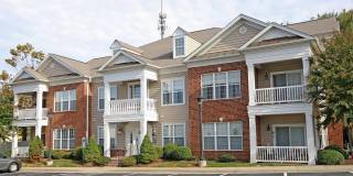 Sunlit Condo With Easy Access to Rt 29 Gallery 1