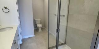 Like-New Beardslee Townhouse... Gallery 30