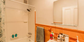 5 Bedroom Townhouse in Spruce Hill Gallery 34