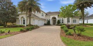 Stunning Lagoon Residence! Gallery 1