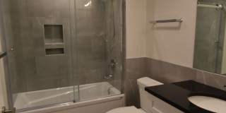 3833 N Broadway Gallery 385