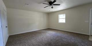 3425 Kenwood Gallery 10