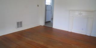 903 Grove St Gallery 8