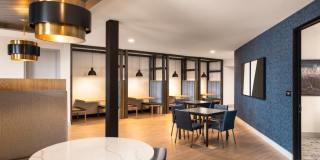 The Lincoln Gallery 16