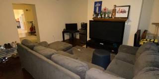 Southside Flats 3 bedroom! Central AC! Washer and Dryer Included! Available 8/7 Gallery 1