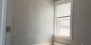 822 East River Drive - 2 Gallery 10