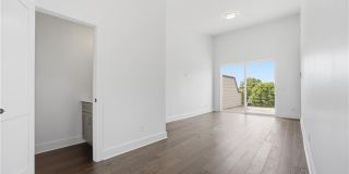 211 Bass Street SW Gallery 30
