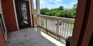 2 bedroom 2 bathroom with washer and dryer in Vantage Point Gallery 5