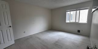 Updated 2-Bedroom Condo with Water Views, 2 Parking Spaces & Poolside Location Gallery 13