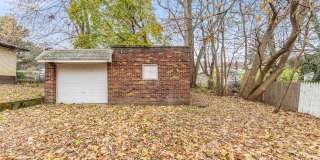 Charming 3-Bedroom Property in Prime Location Gallery 6