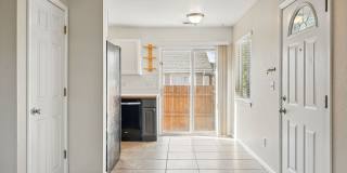 Updated Home in Sunnyside! Gallery 4