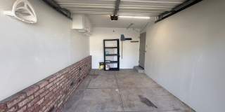 Charming home located near Russell and Mountain Vista. Gallery 30