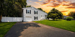 Renovated 3BR Split-Level on a Spacious Corner Lot with Garage in Toms River Gallery 1