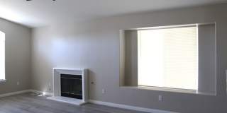 North West Home with Solar and Pool for Rent Gallery 5