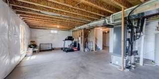 324 CEDAR SPRING Gallery 32