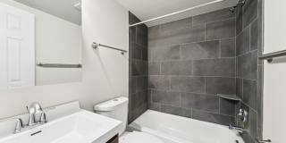 Williamsburg Apartments Gallery 10