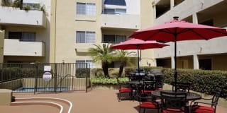 Burbank Village Apartments Gallery 20