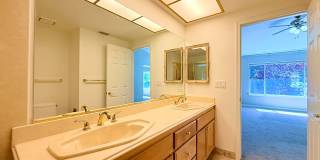 Charming and Move-in Ready 3BD/2.5BA, Two-Story Townhouse in Miravilla at Gale Ranch, San Ramon- Available NOW! Gallery 28