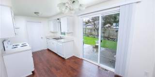 Very Nice Rambler In Quiet Cul de sac with Garage Gallery 6