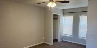 Charming 3-bedroom, 1-bath Gallery 16