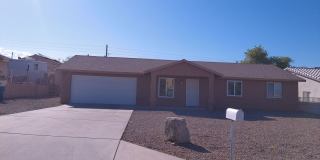 Charming Newly Renovated 2 bed/2 Bath Rental Long Term Gallery 1