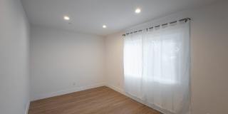 94 South Vinedo Avenue Gallery 1