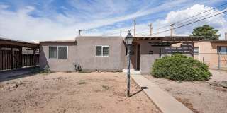 Just Listed for Rent | 2 Bed / 1 Bath | Large Yard | Close to Uptown and Coronado Mall Gallery 1