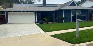 4 Bed, 2 Bath in Corona! Gallery 1