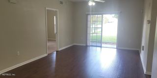 8215 GREEN PARROT Road Gallery 7
