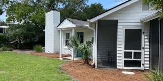 Old Village Cottage - 1.5 Blocks to Pitt Street Bridge Gallery 27
