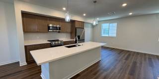 Never-Lived-In, Beautifully Upgraded Three-Story Condo Gallery 4