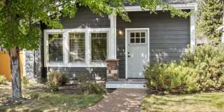 Charming, Furnished 3 bedroom Home w/ Garage Charming, Furnished 3 bedroom Home w/ Garage Gallery 3