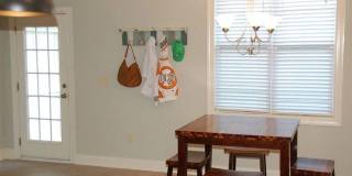 Room in 3 Bedroom Home at 109 Windy Creek Ln Gallery 4