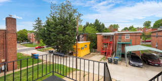 139 HAWAII Avenue NE Gallery 21