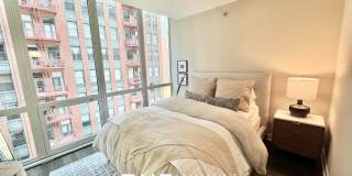 230 W Washington St Gallery 6