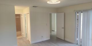 302 LAKEVIEW Drive E Gallery 15
