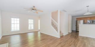 1115 E Azalea Lane Gallery 7