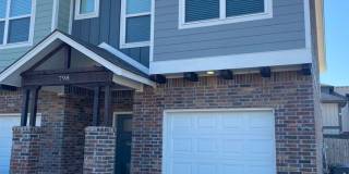 1/2 off 1st month 3 bedroom, 2.5 bathroom, 1 car garage, fenced backyard Gallery 1
