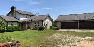 Unique Home and Land in Camp Hill Gallery 1