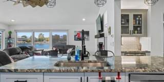 100 Bayou Point Gallery 13